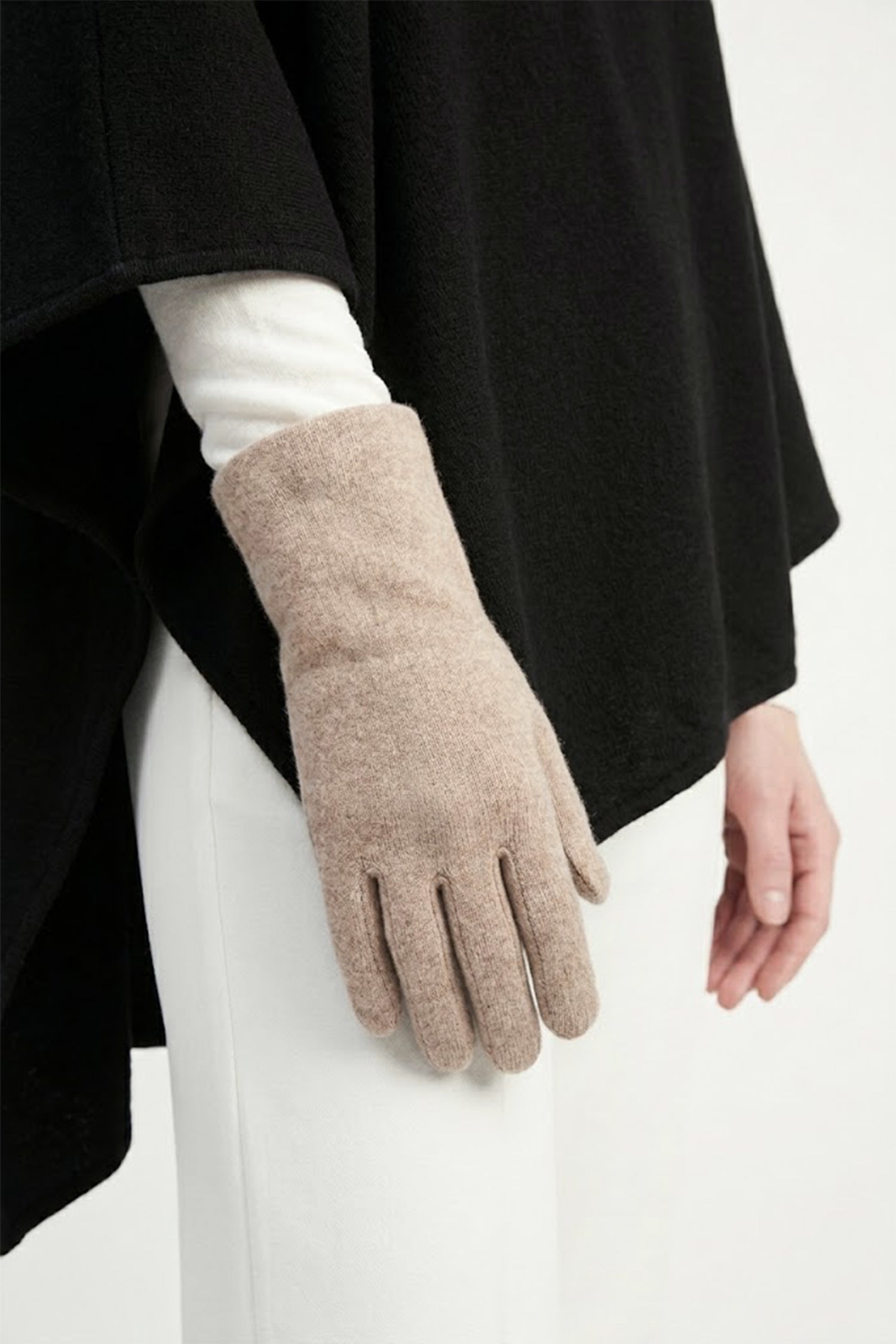 Chic Plain Gloves