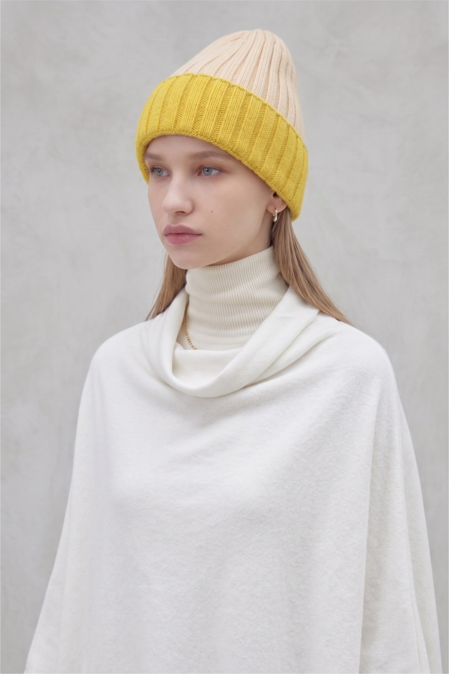 Split Color Block Ribbed Beanie