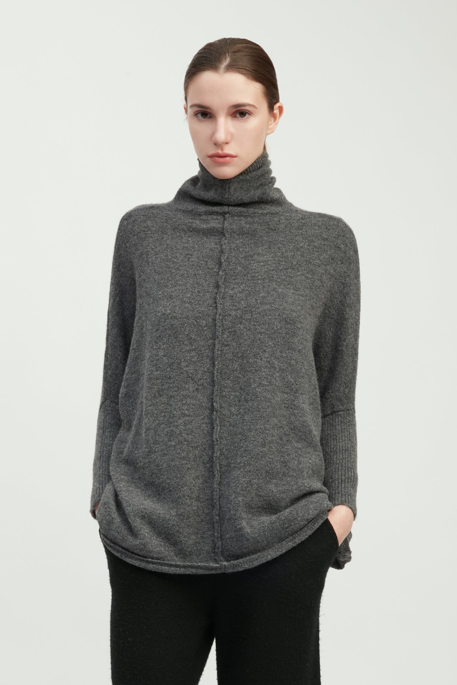 Seam Turtleneck Soft Sweater
