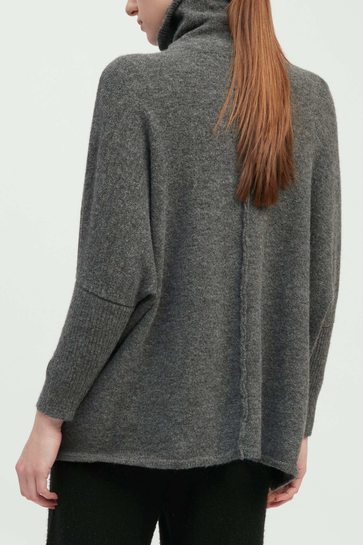 Seam Turtleneck Soft Sweater