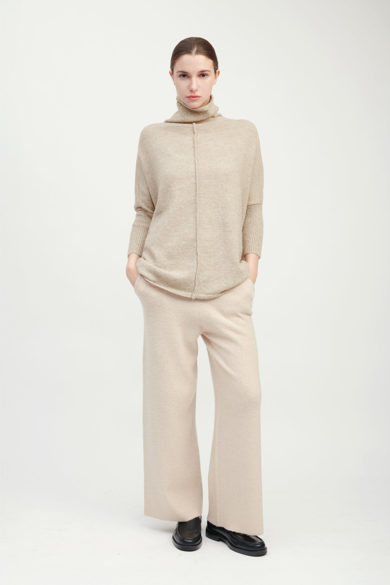 Seam Turtleneck Soft Sweater