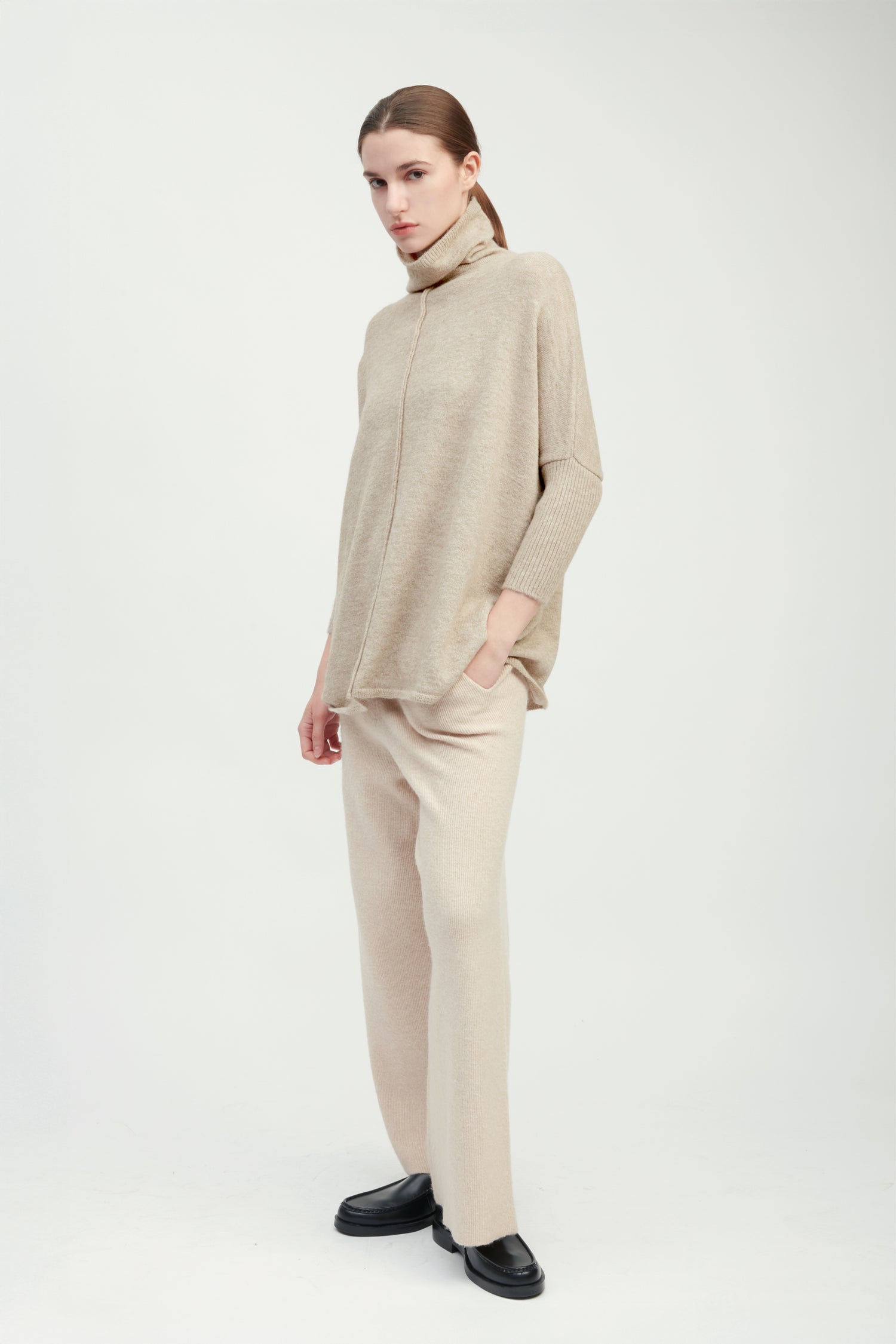 Seam Turtleneck Soft Sweater