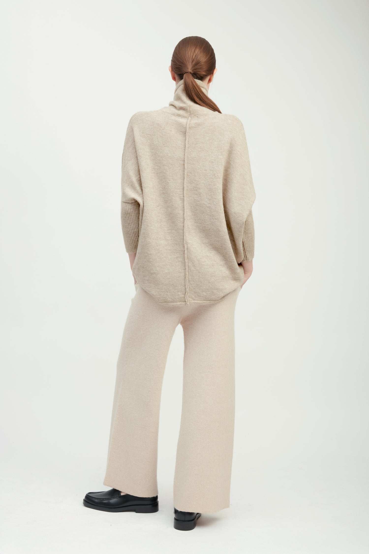 Seam Turtleneck Soft Sweater