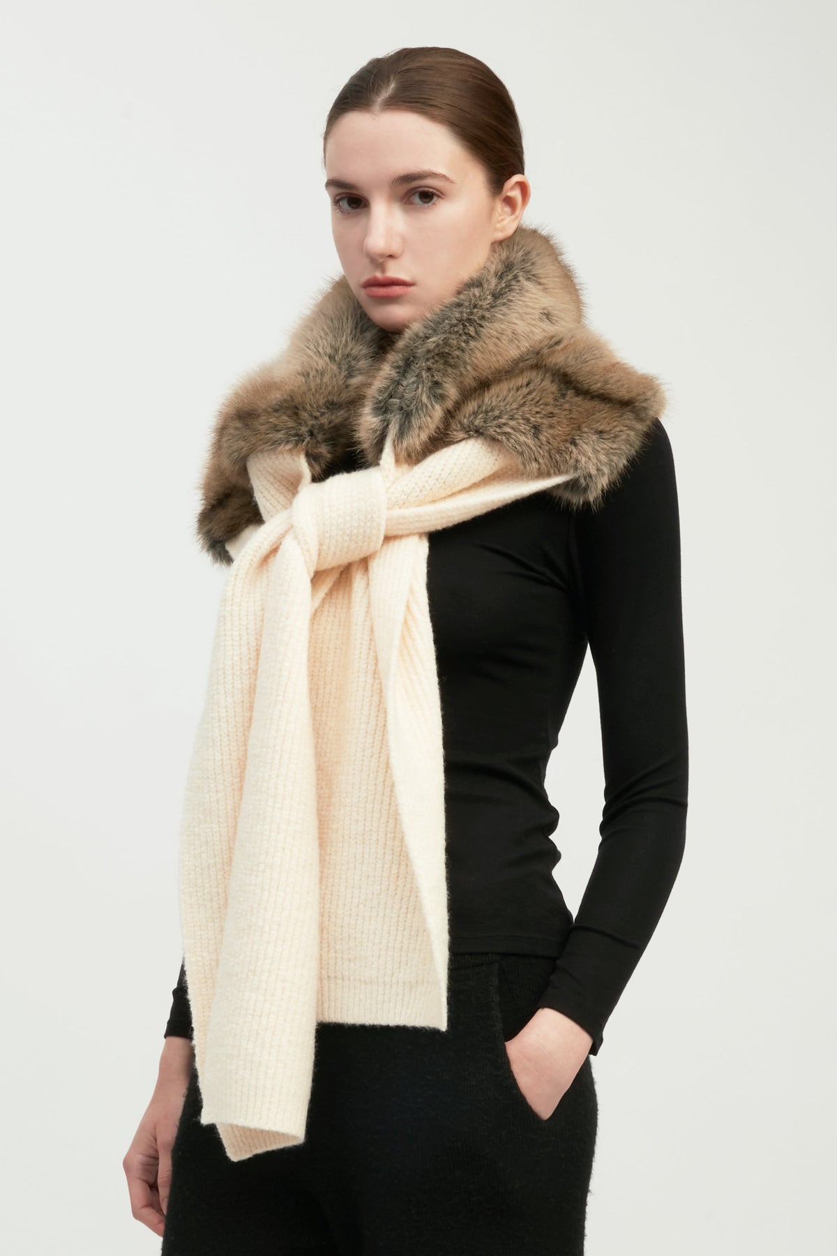 Fur-Neck Ribbed Scarf