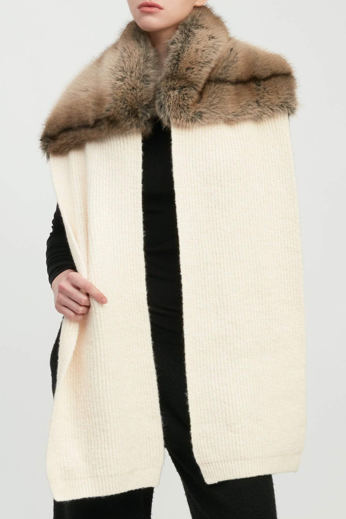 Fur-Neck Ribbed Scarf