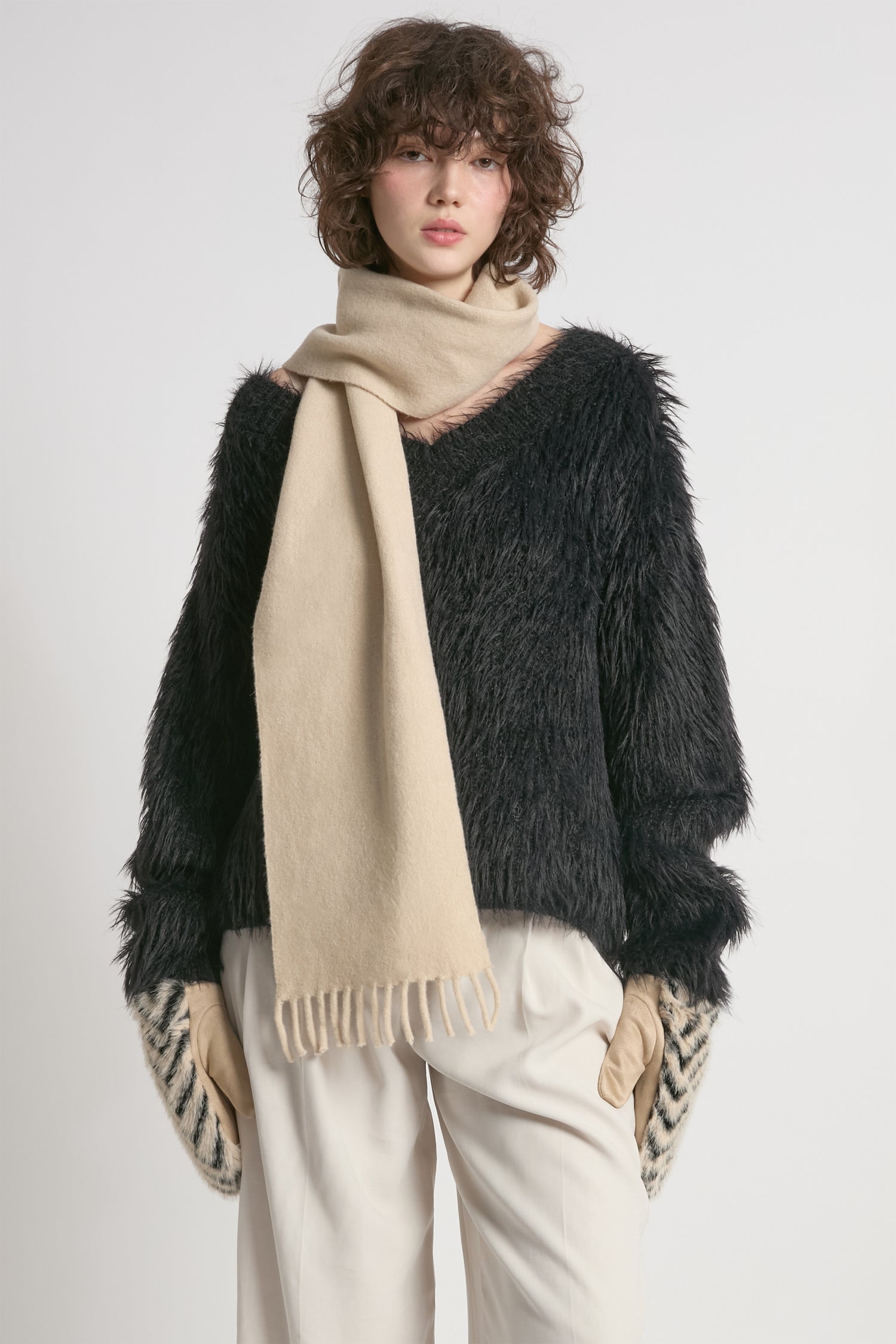 Wool Blend Fringe Trim Scarf