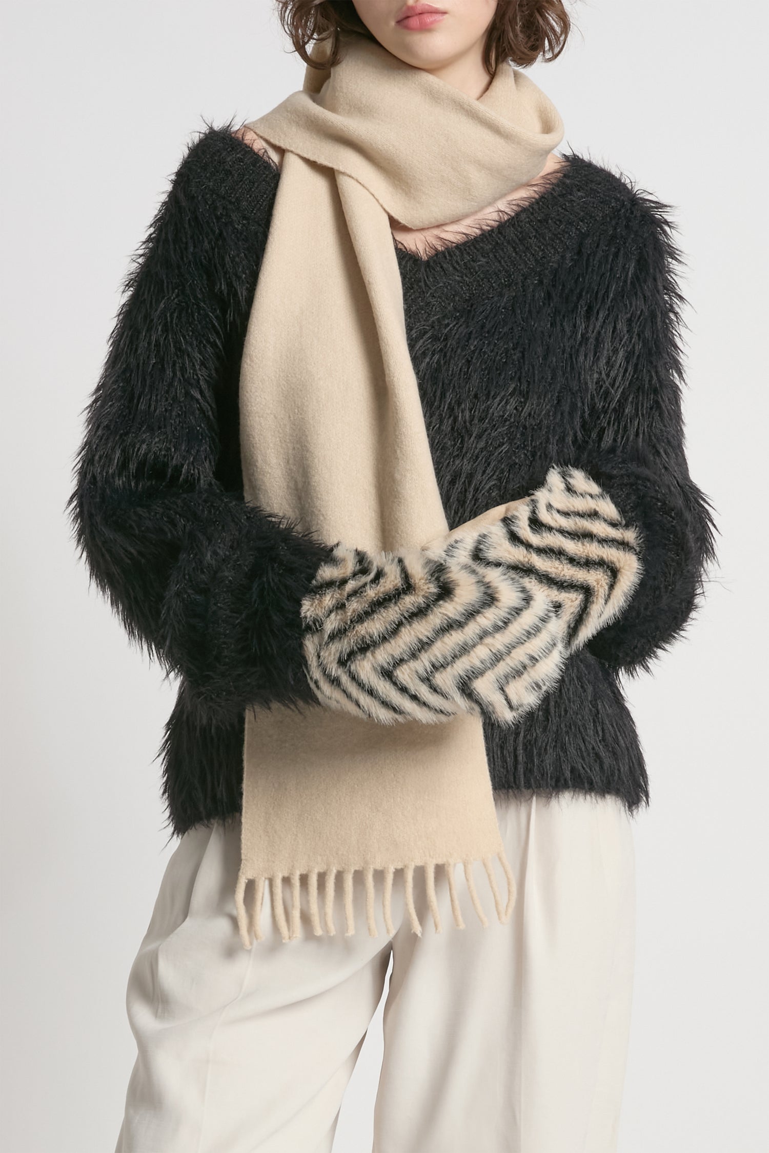 Wool Blend Fringe Trim Scarf