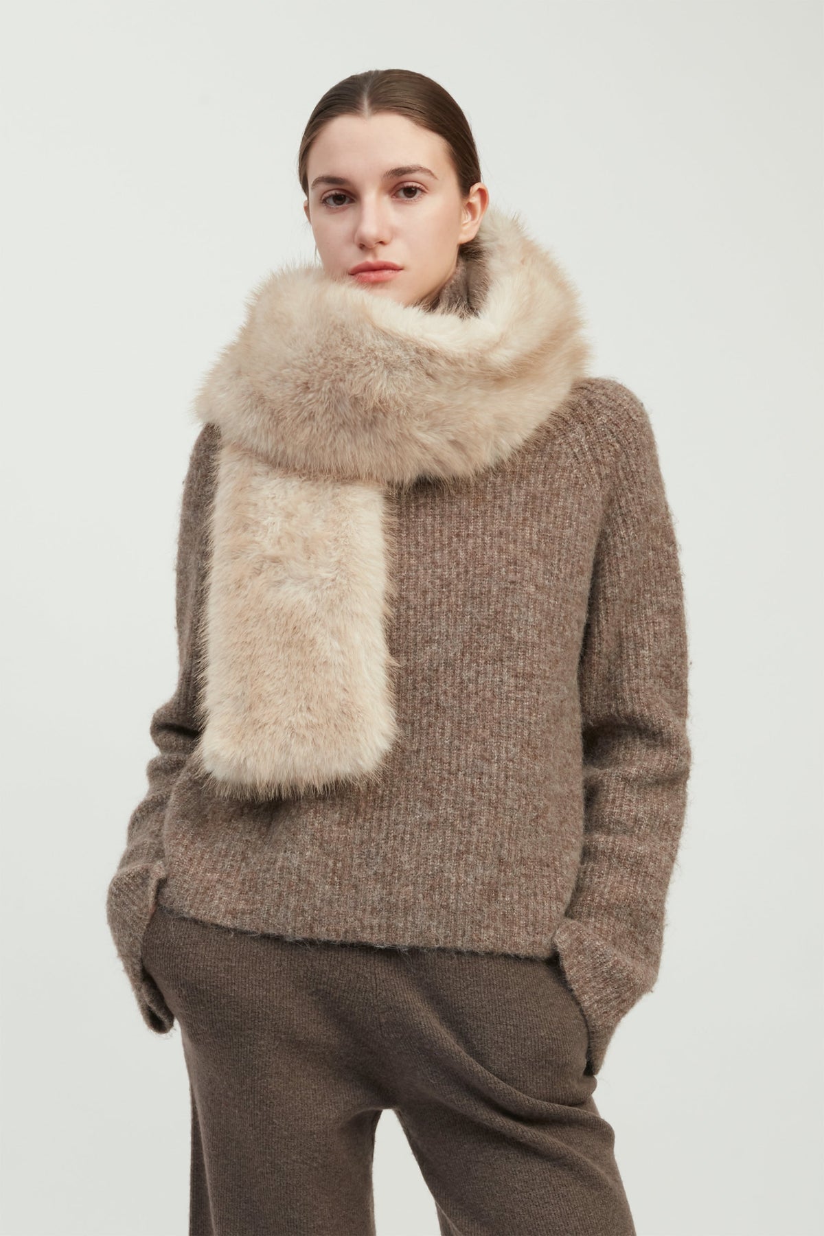 Multi-way Keyhole Stole