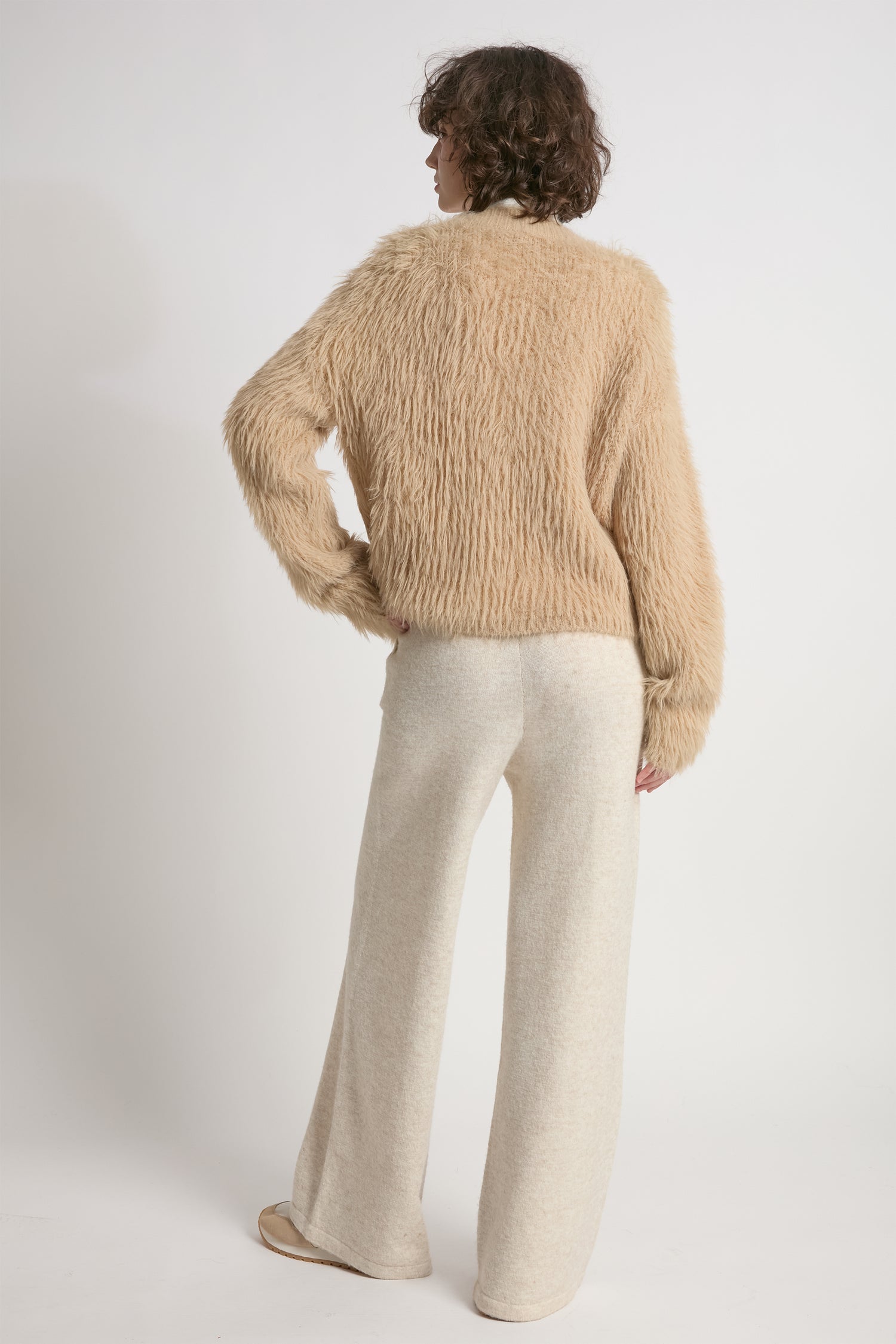 Tan oversized fuzzy eyelash sweater with soft V-neck silhouette – Common Knit