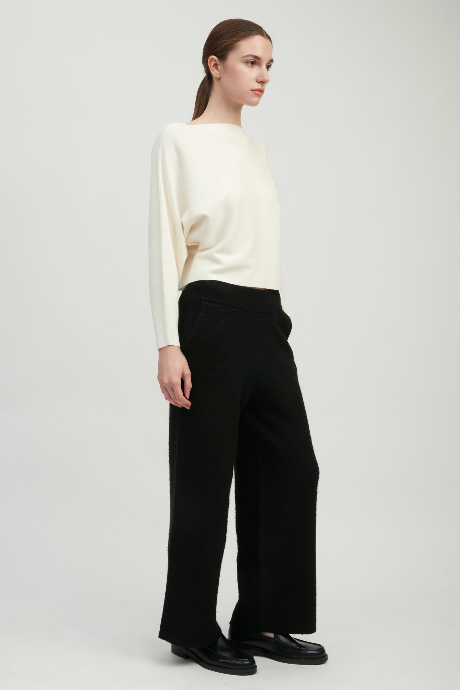 Boatneck Clean Hem Sweater