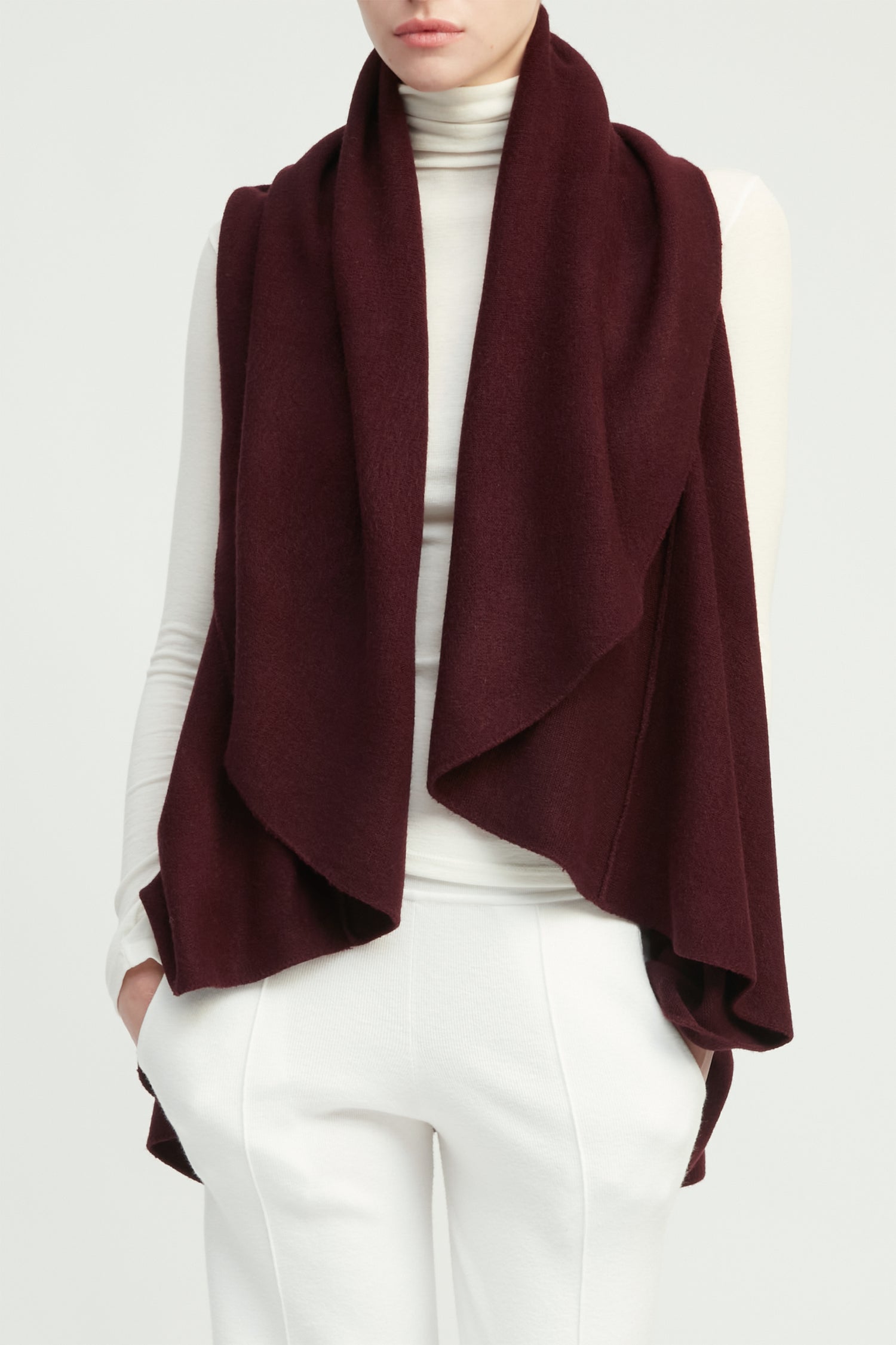 Raisin multi-way shawl vest with lightweight drape for versatile everyday layering – Common Knit