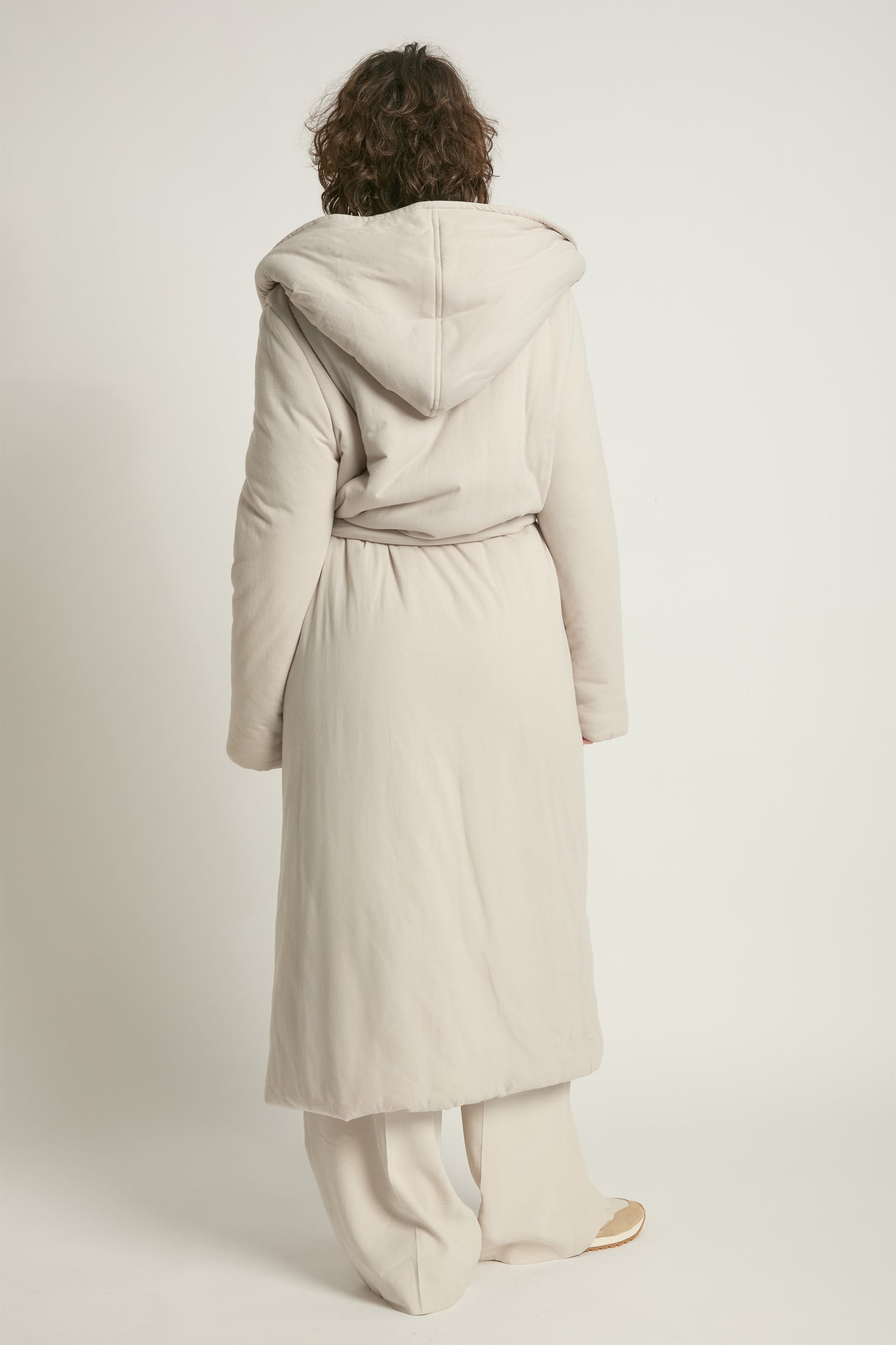 Dove cotton jersey robe coat with wrap belt and padded warmth – Common Knit