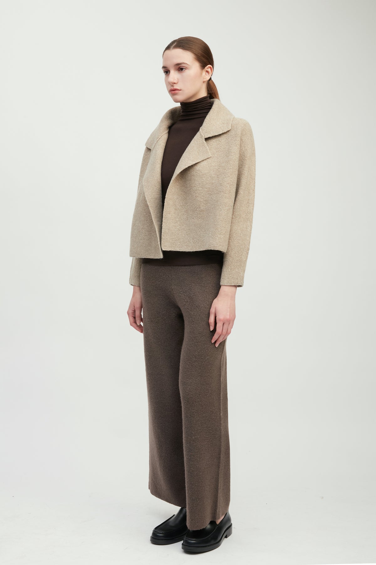 Flap Collar Crop Cardigan