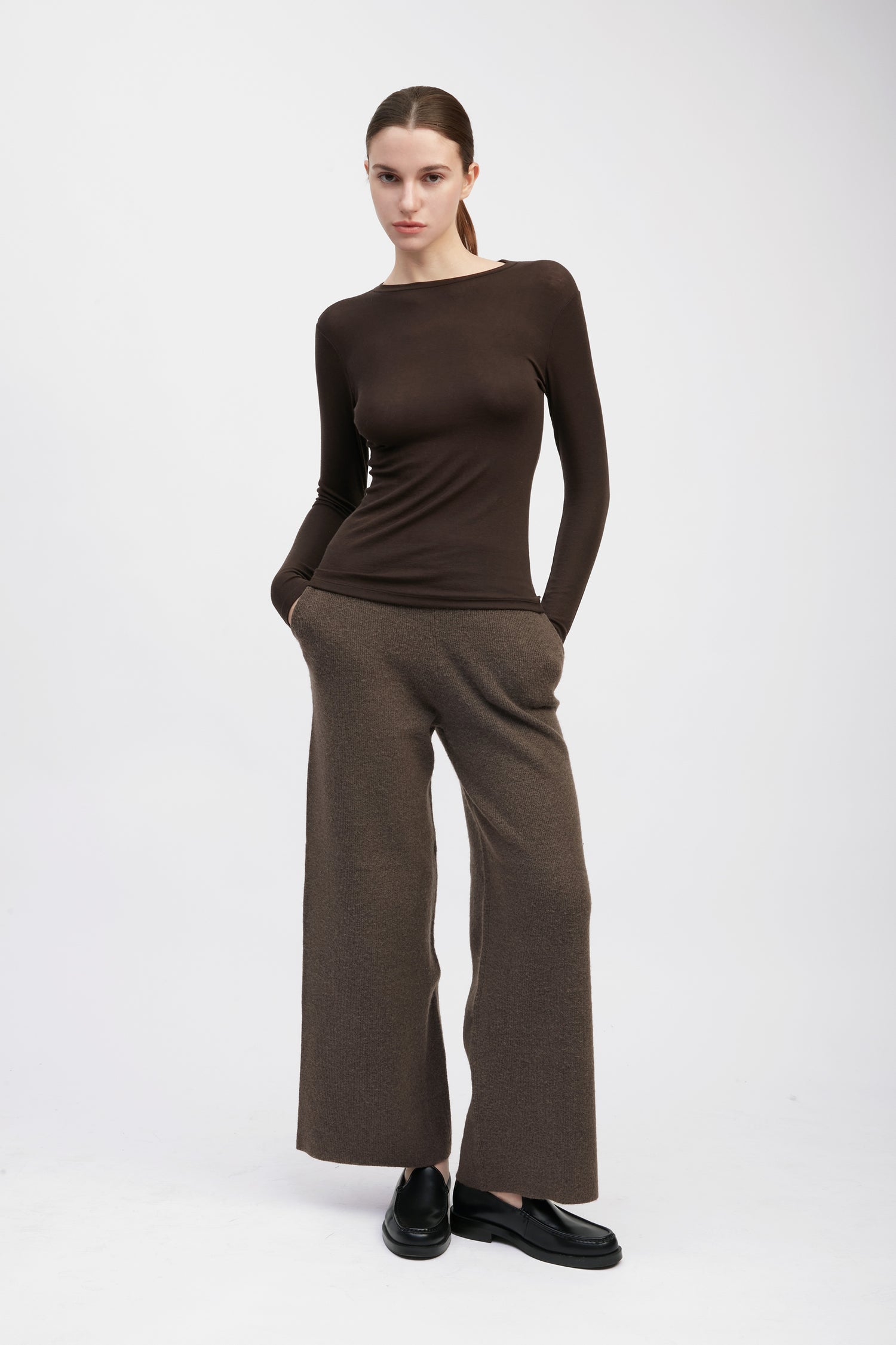 Mocha stretch tencel long sleeve tee with silky lightweight finish – Common Knit