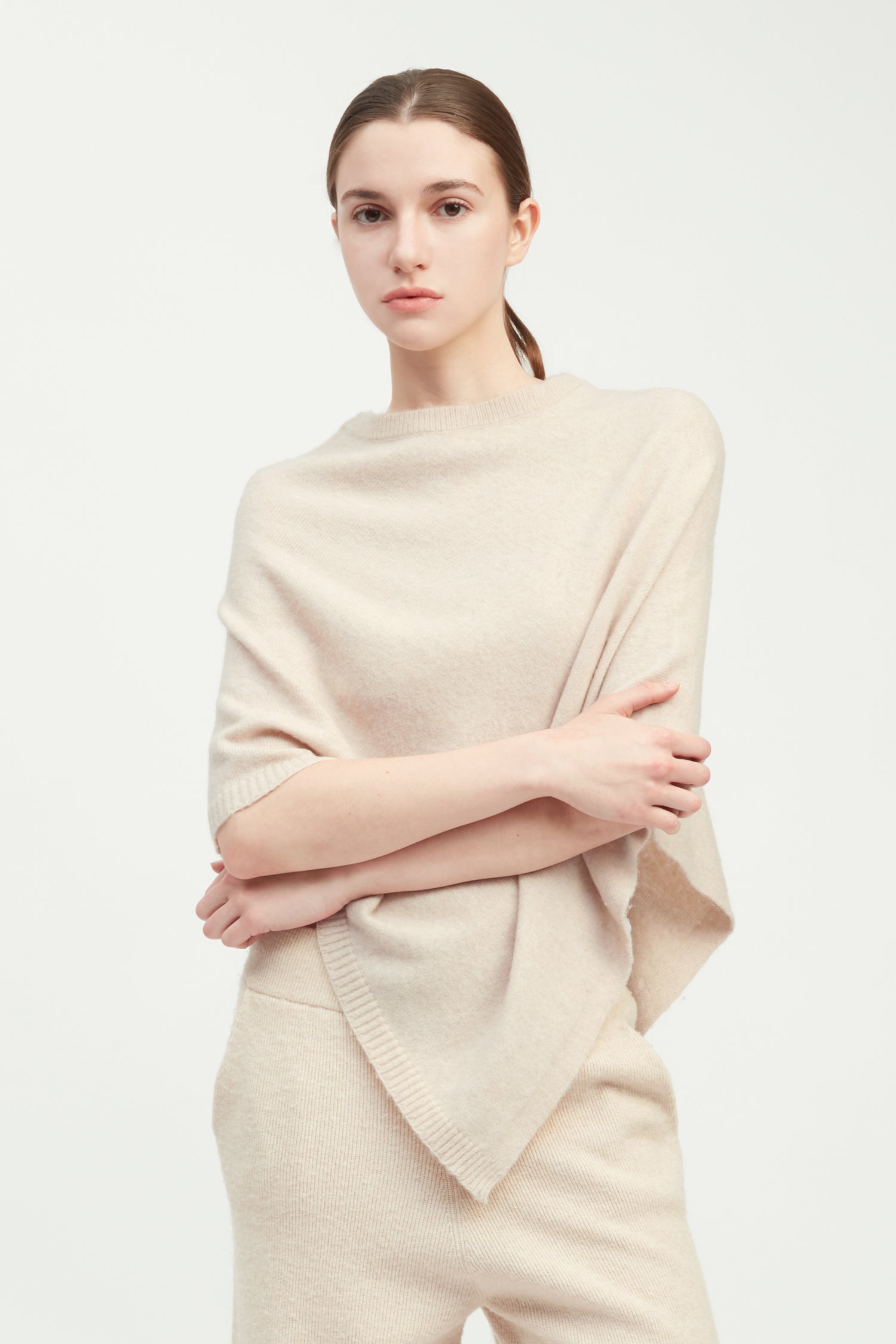 Elure Crew Neck Poncho