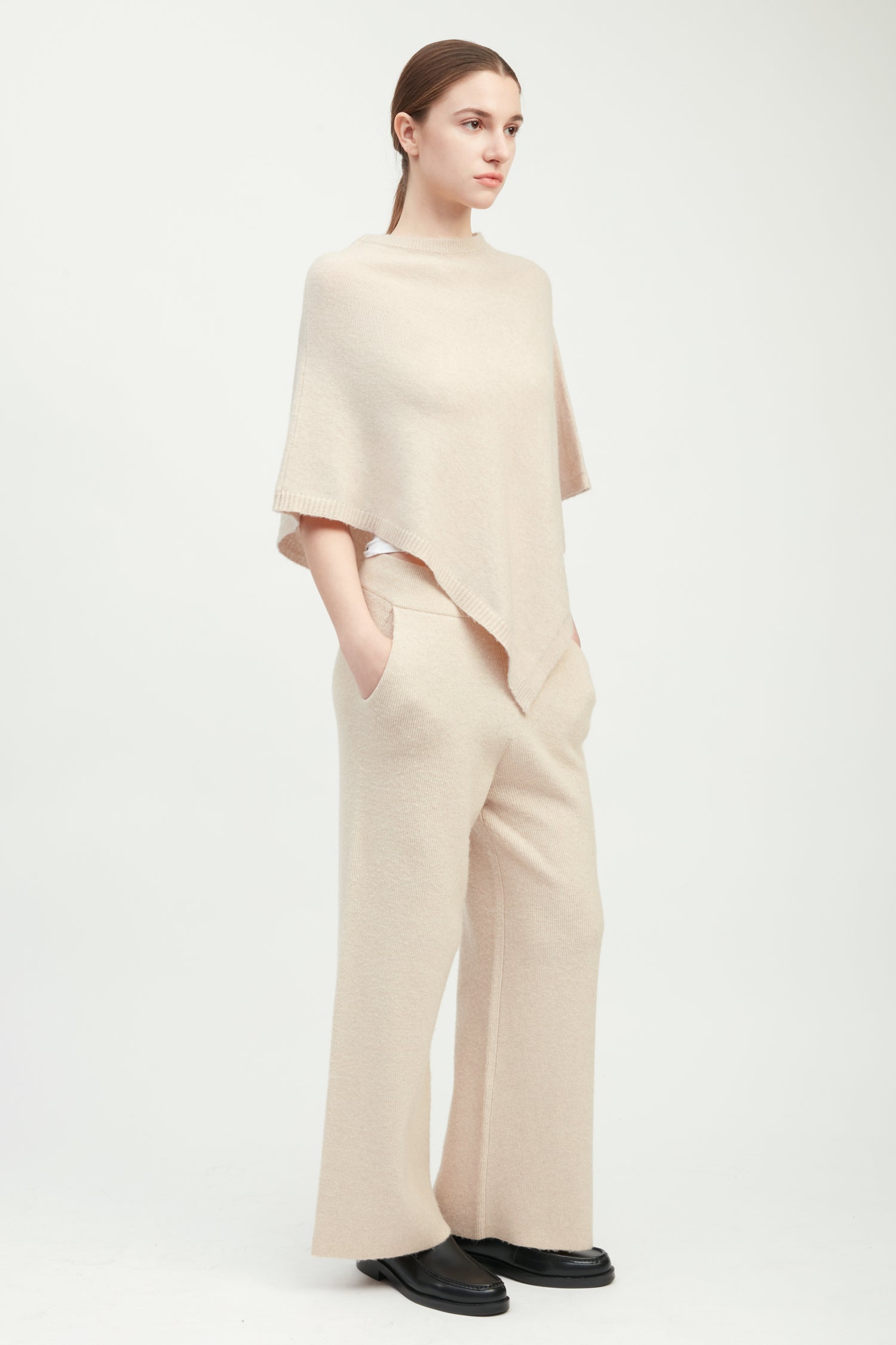 Elure Crew Neck Poncho
