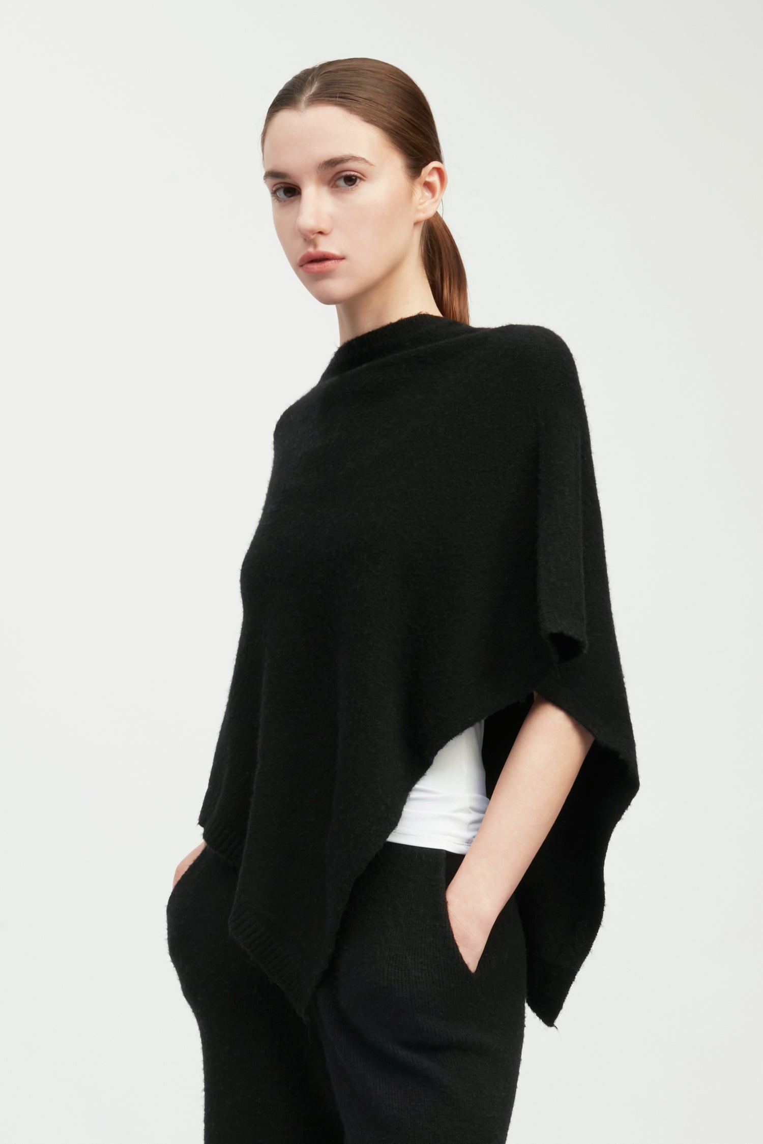 Elure Crew Neck Poncho