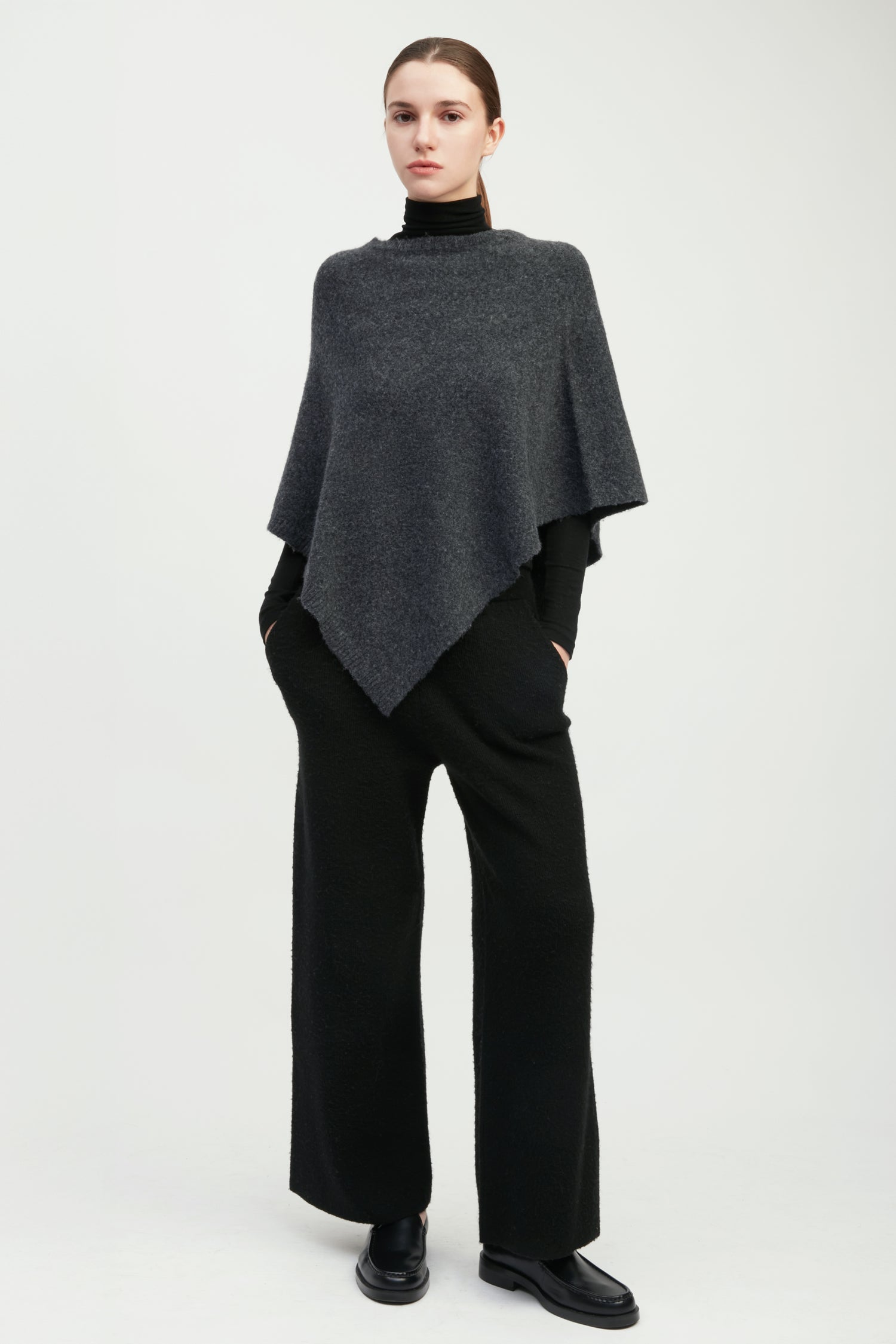 Elure Crew Neck Poncho