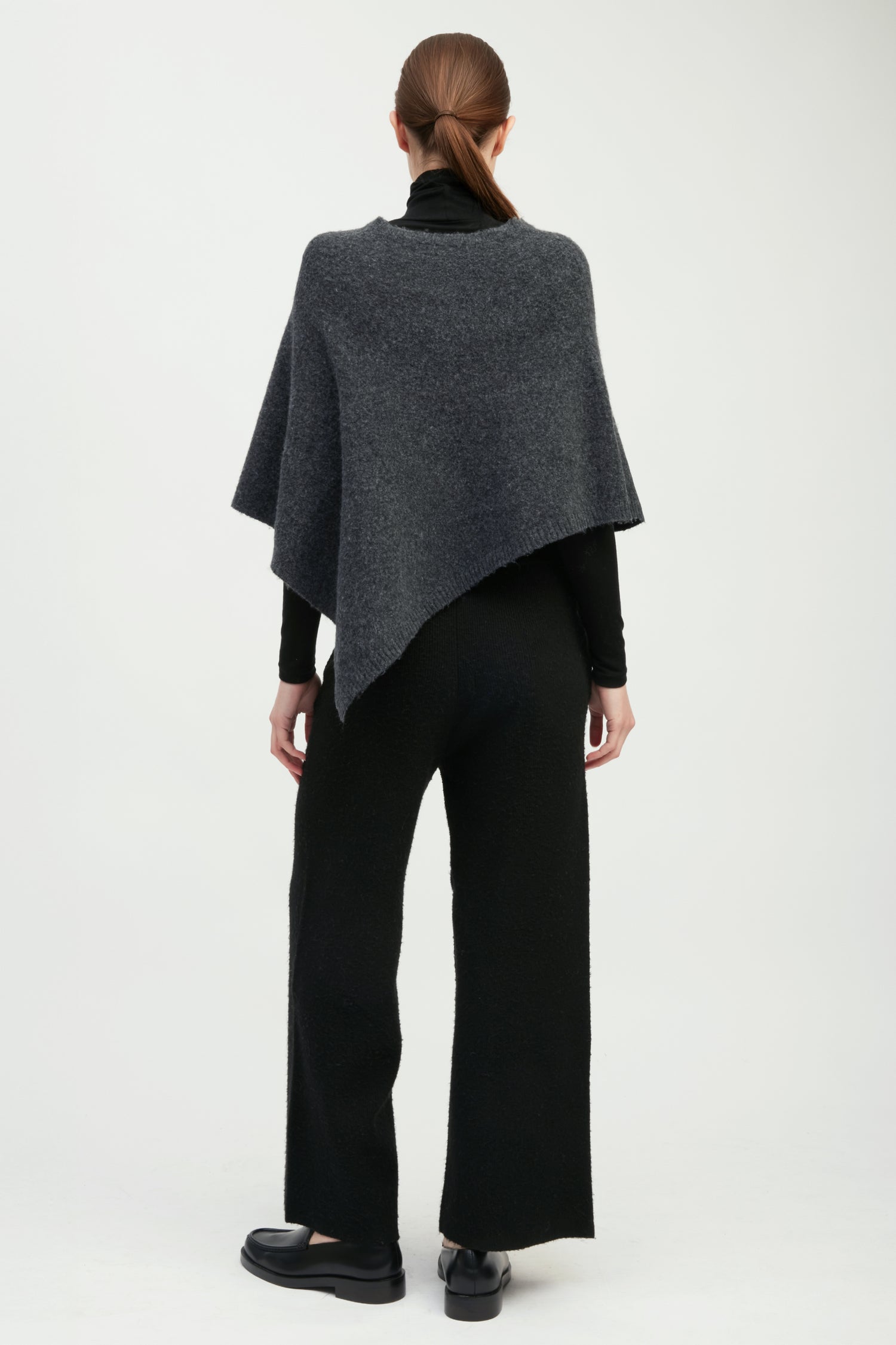 Elure Crew Neck Poncho