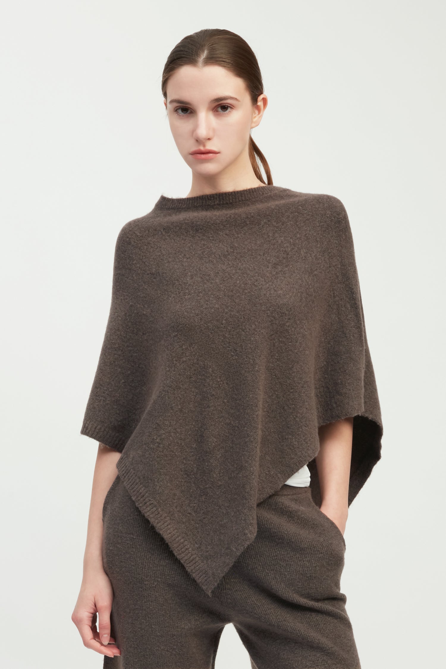 Elure Crew Neck Poncho