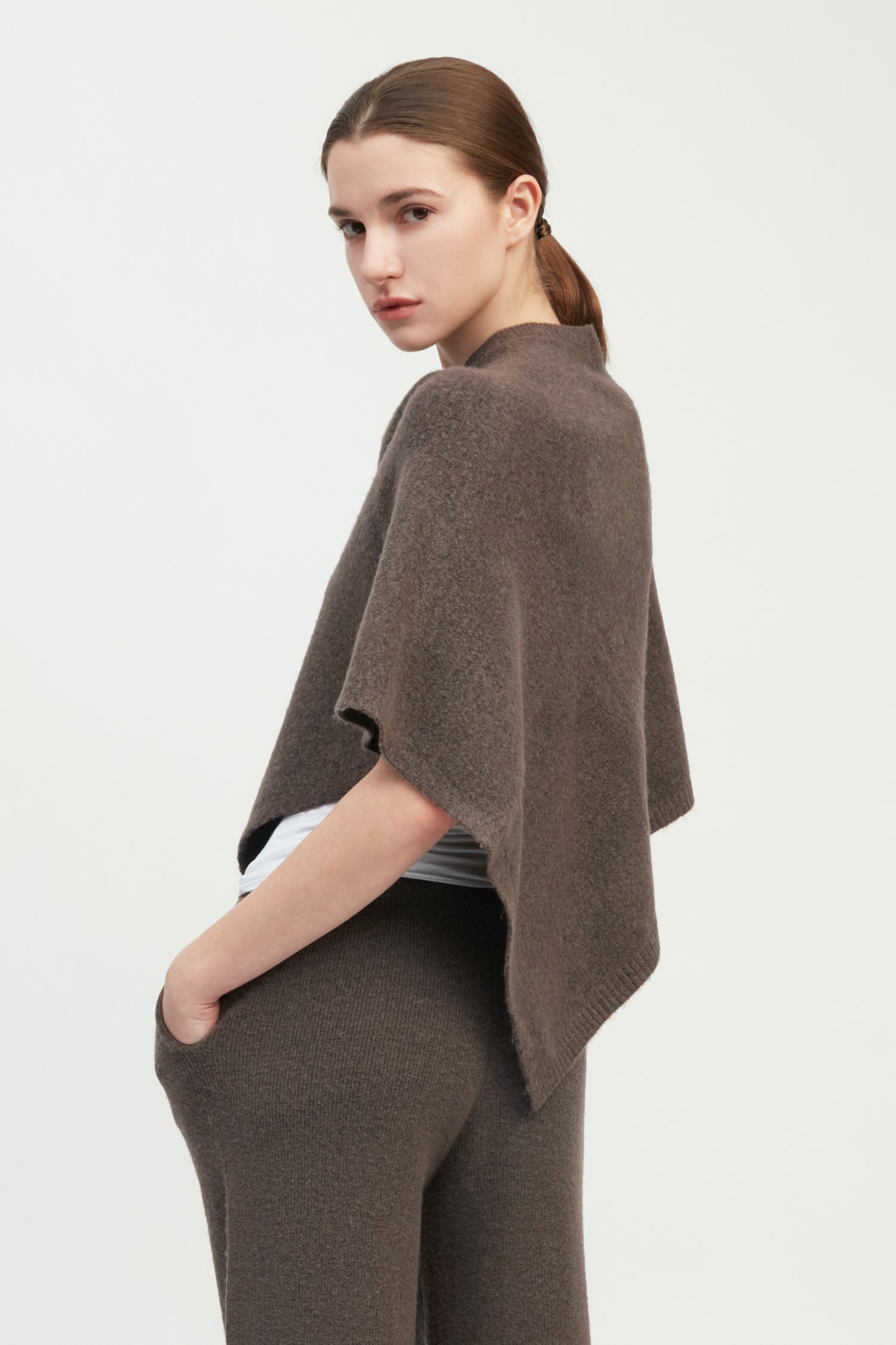 Elure Crew Neck Poncho