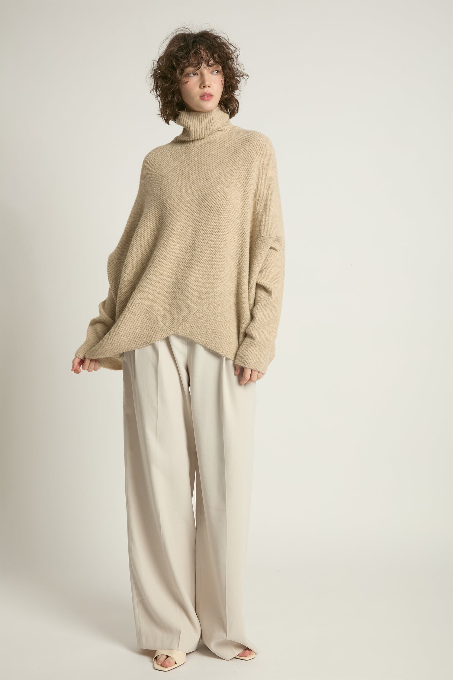 Notch Knit Pullover