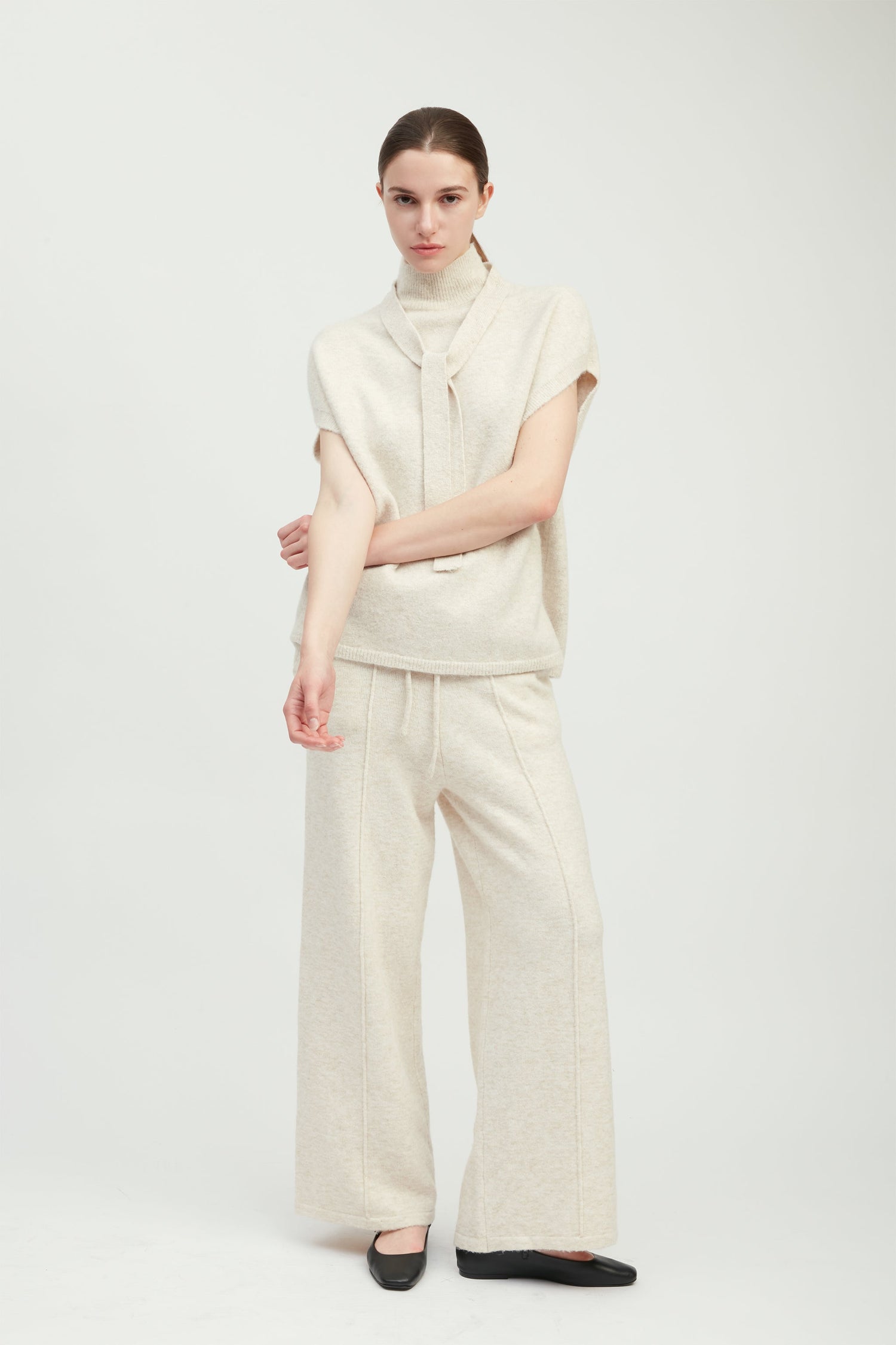 Dual-Way Tie Knit Top