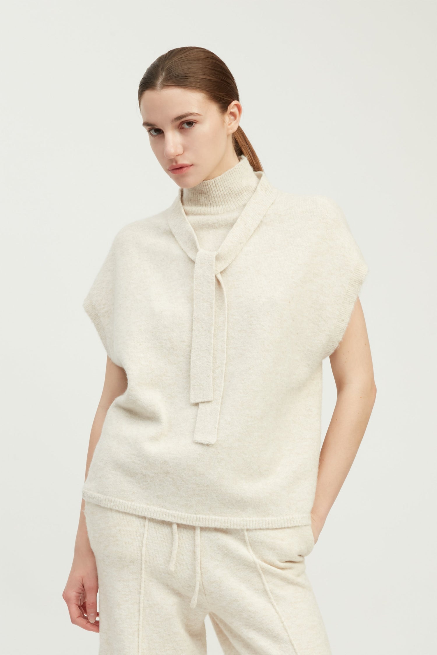 Dual-Way Tie Knit Top