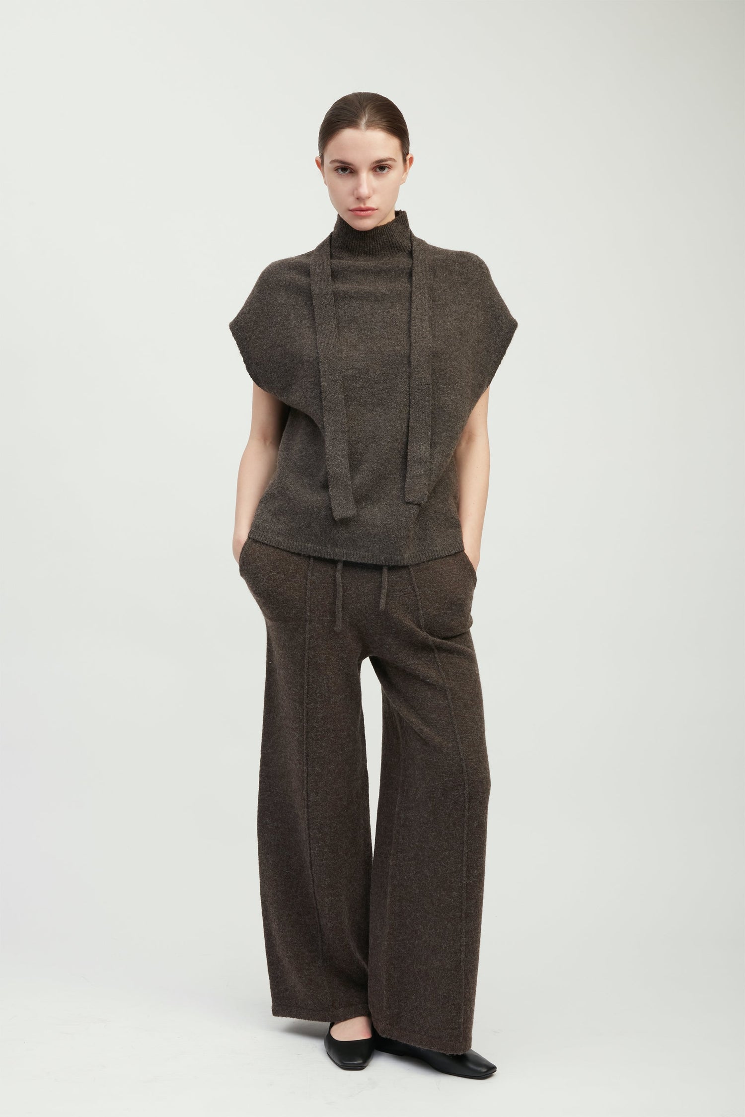 Dual-Way Tie Knit Top