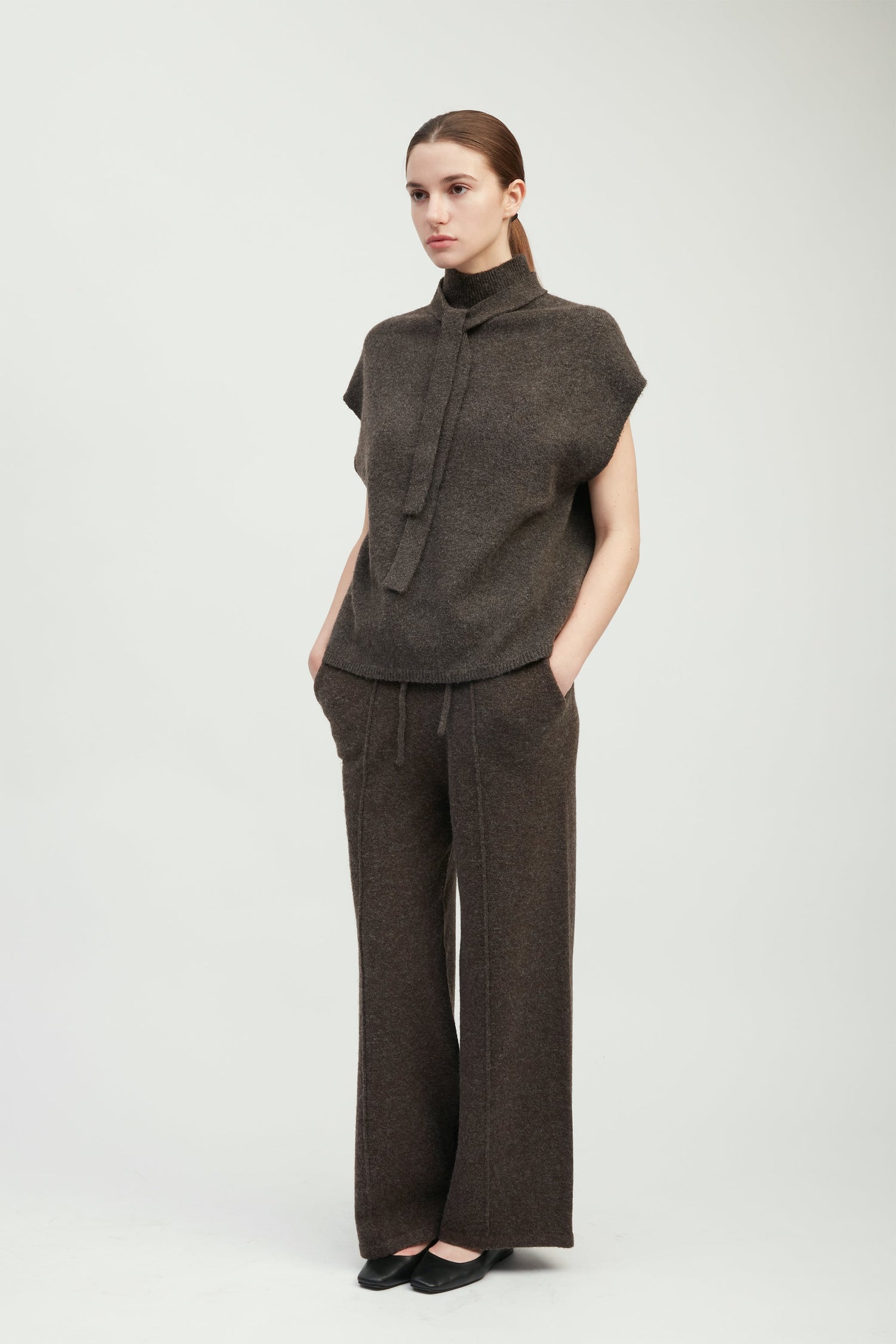 Dual-Way Tie Knit Top