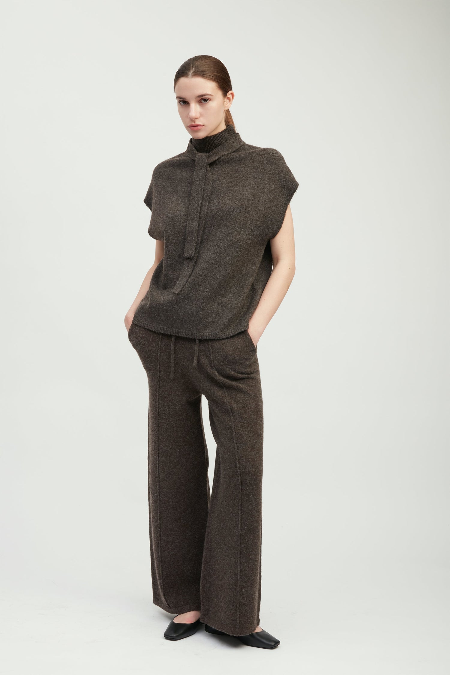 Dual-Way Tie Knit Top