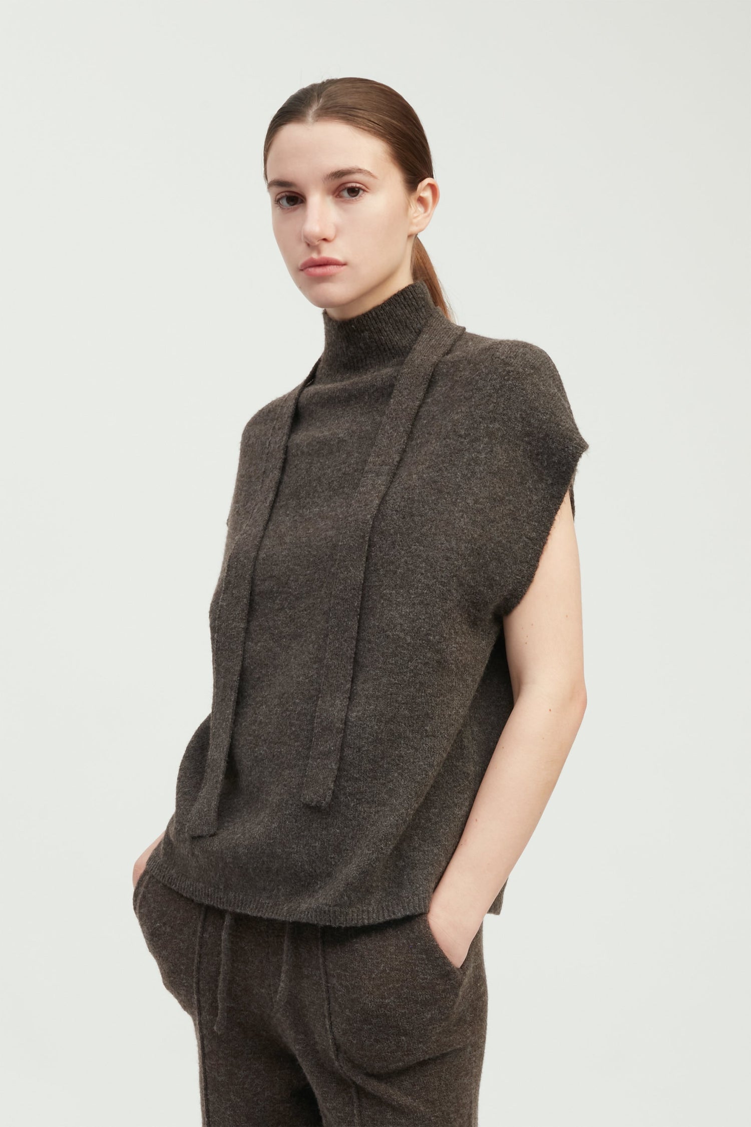 Dual-Way Tie Knit Top