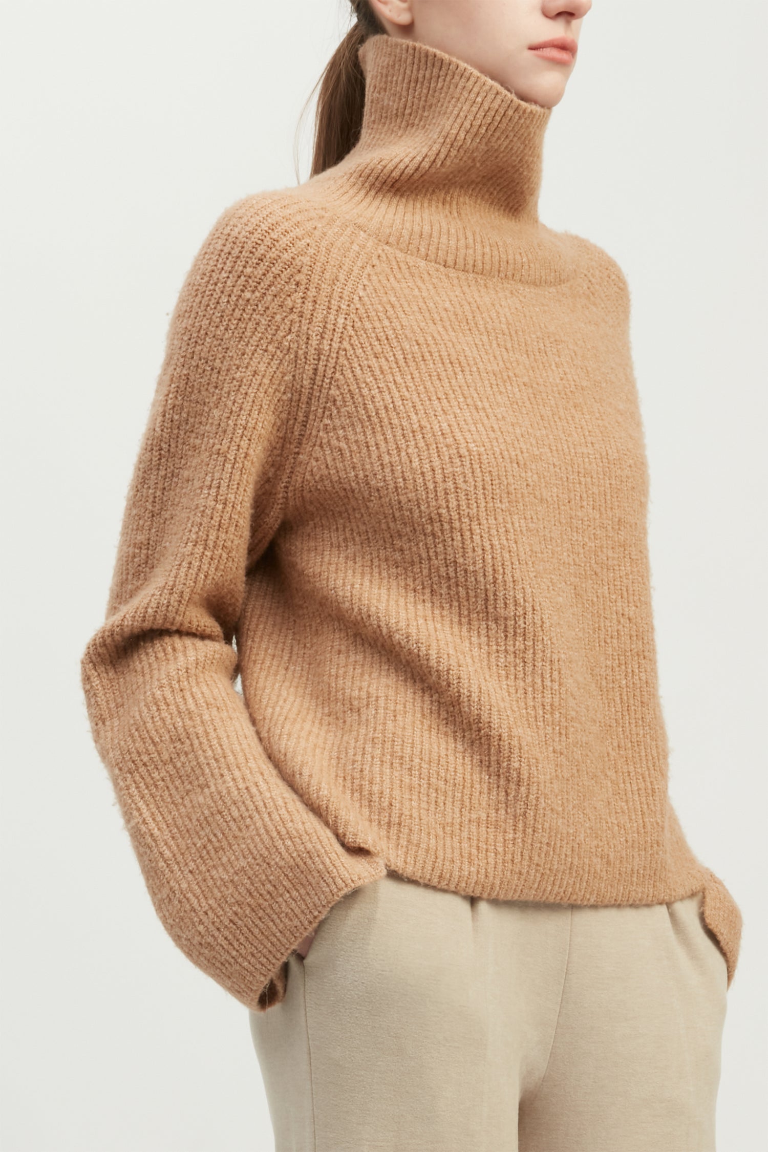 Funnel Neck Rib Knit Pullover