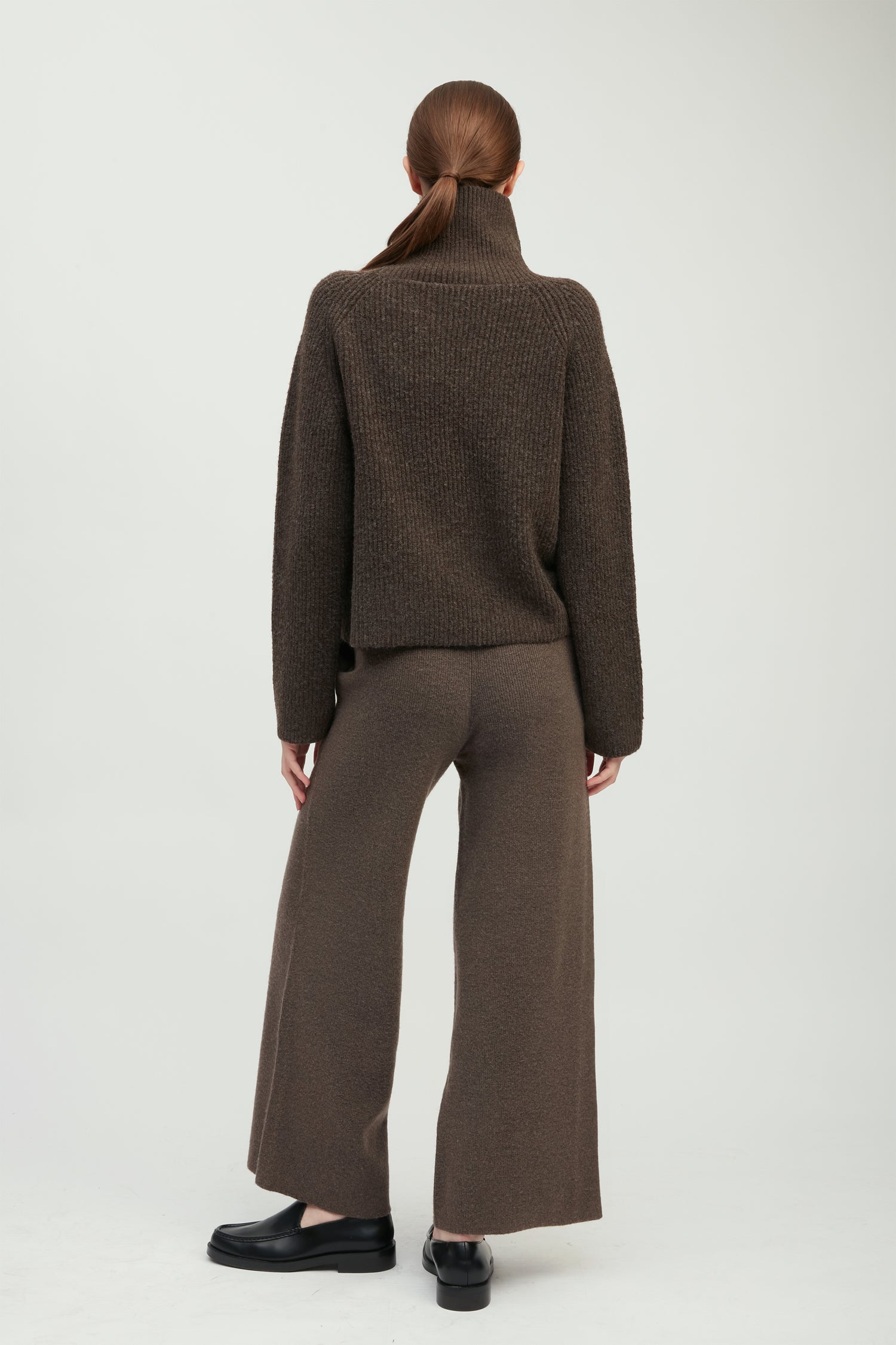 Funnel Neck Rib Knit Pullover