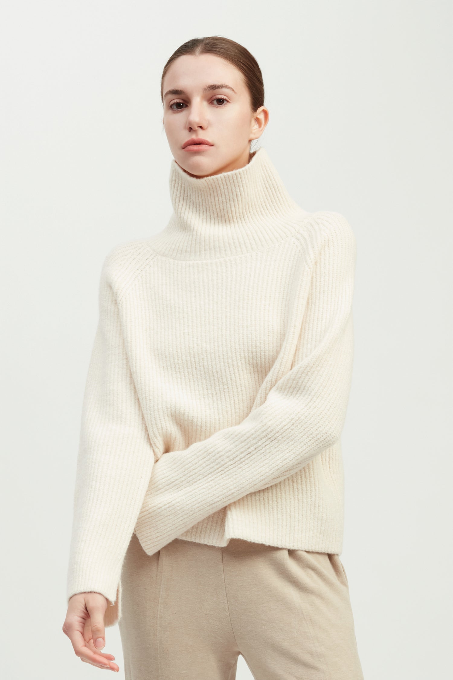 Funnel Neck Rib Knit Pullover