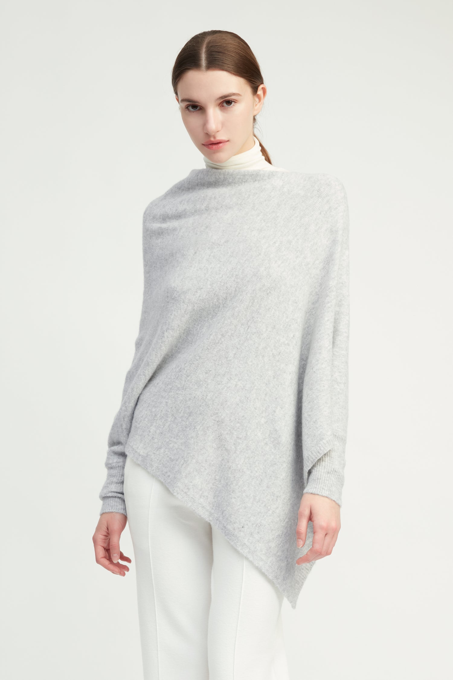 Basic Triangle Poncho with Sleeves