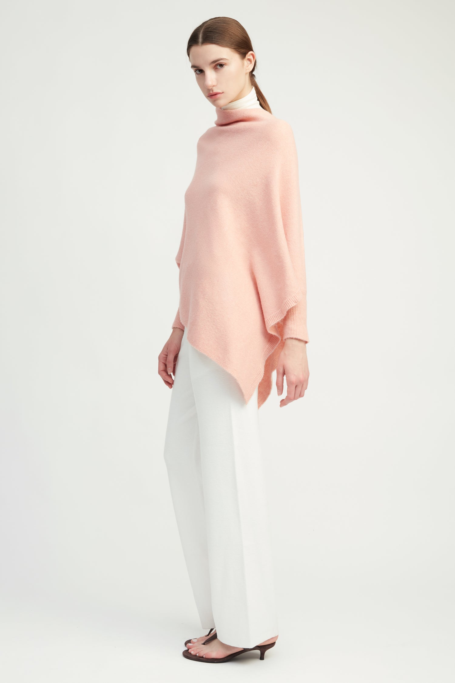 Basic Triangle Poncho with Sleeves