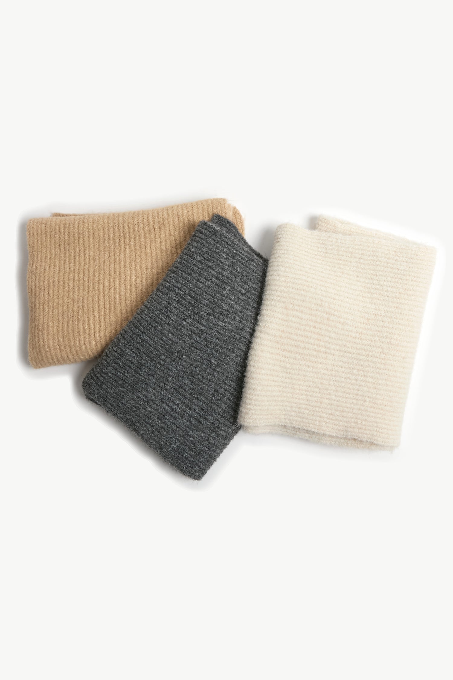 Wool Blend Rib Knit Scarf