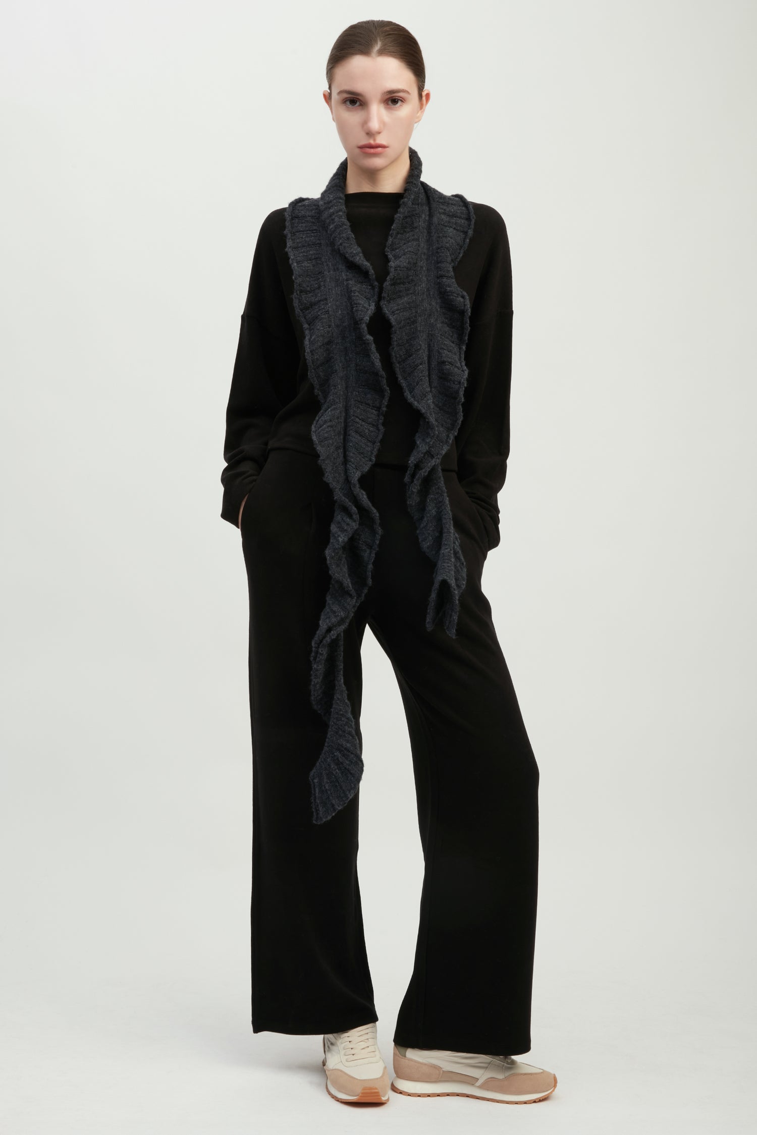 Ruffle Edge Wave Scarf
