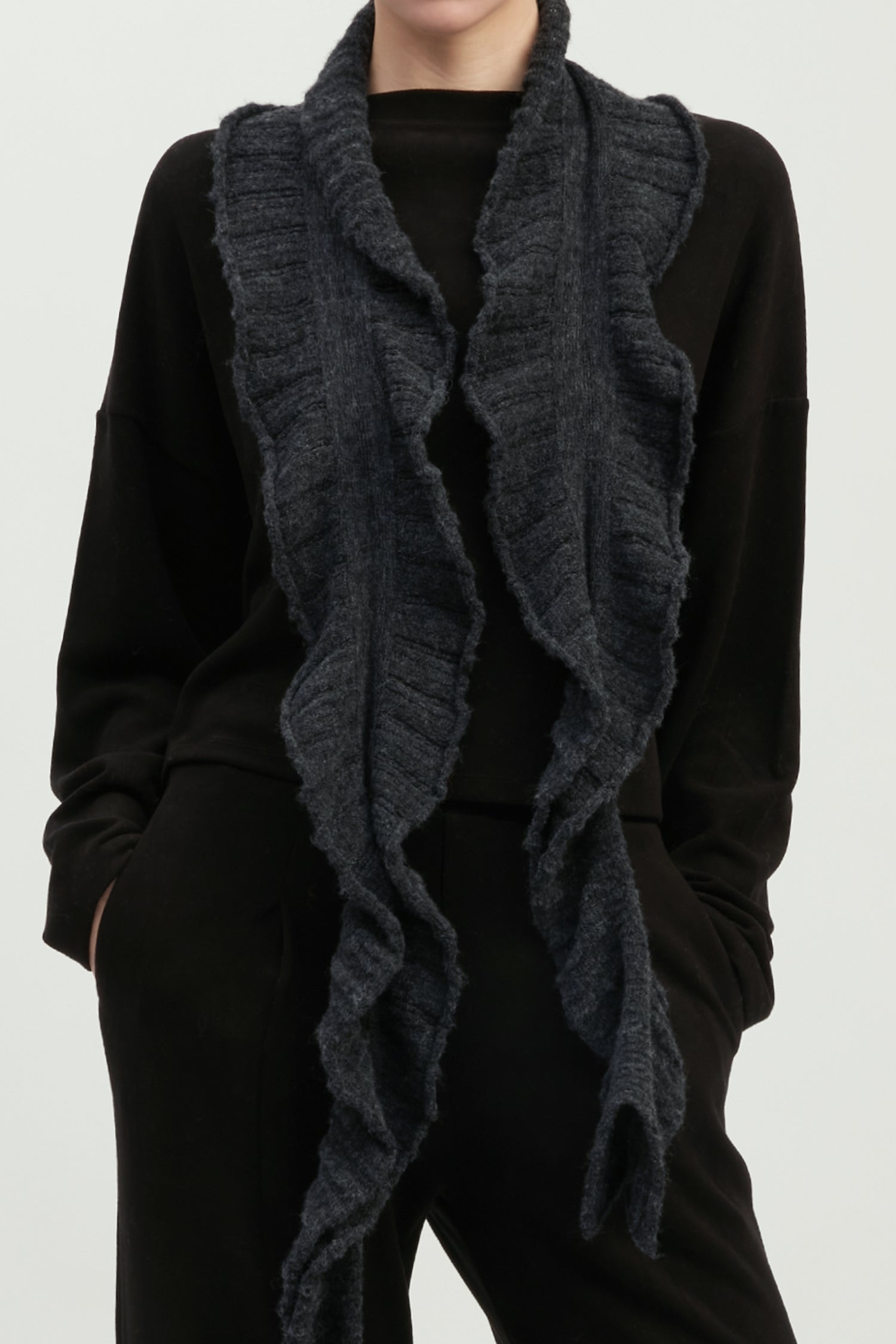 Ruffle Edge Wave Scarf